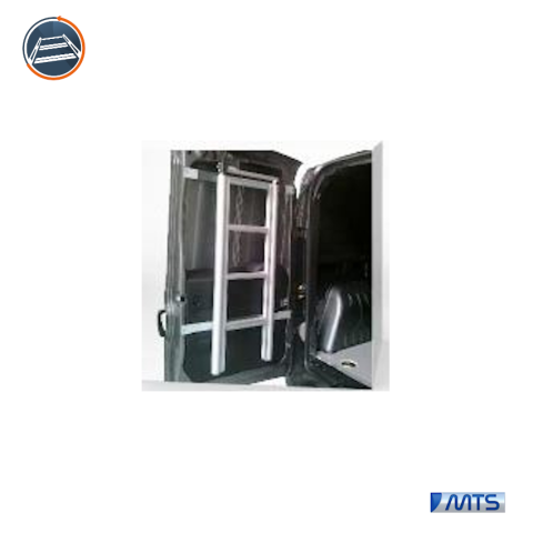 ECHELLE TELESCOPIQUE ROLL AND FIX DE MTS INSTALLEE SUR OPEL MONAVO 3.