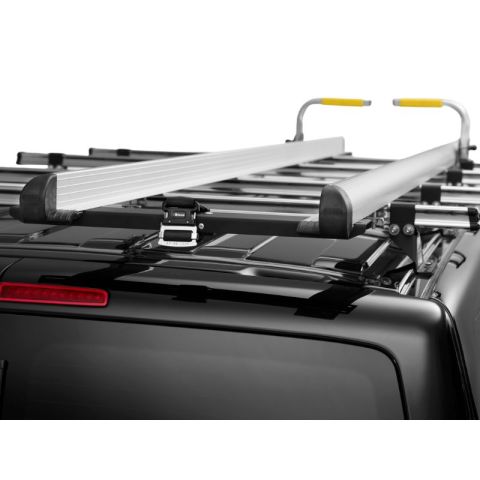 PORTE ECHELLES SUR BARRES DE TOIT OU GALERIE DE TOIT UTILITAIRES A TOIT BAS