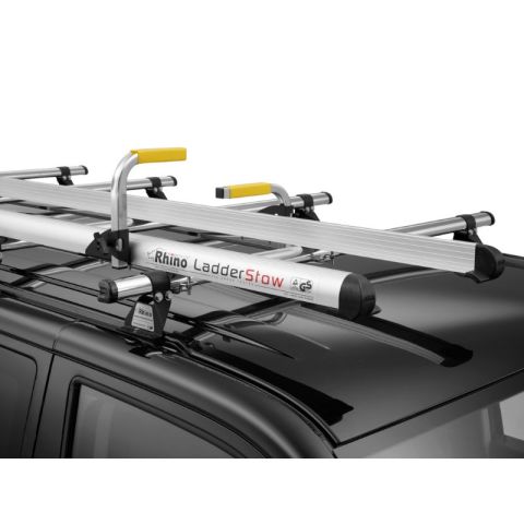 PORTE ECHELLES SUR BARRES DE TOIT OU GALERIE DE TOIT UTILITAIRES A TOIT BAS